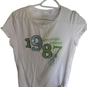 Aeropostale White Tee with Green and Blue Graphic